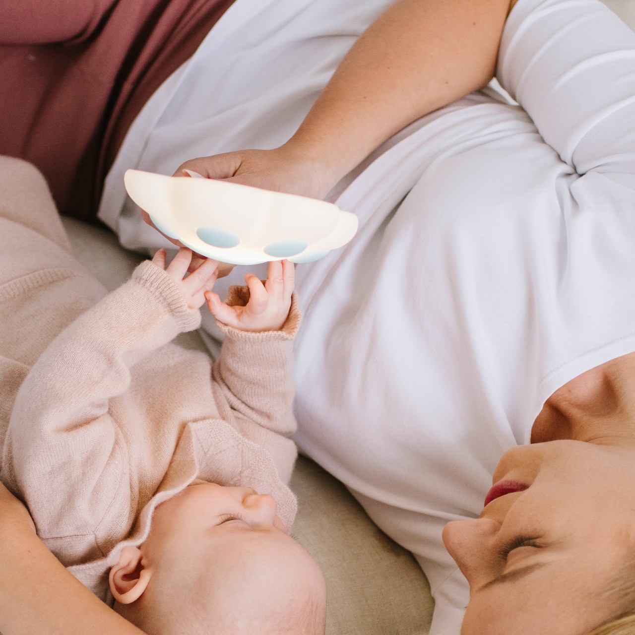 Rabbit&Friends, Łapka lampka silikonowa niebieska