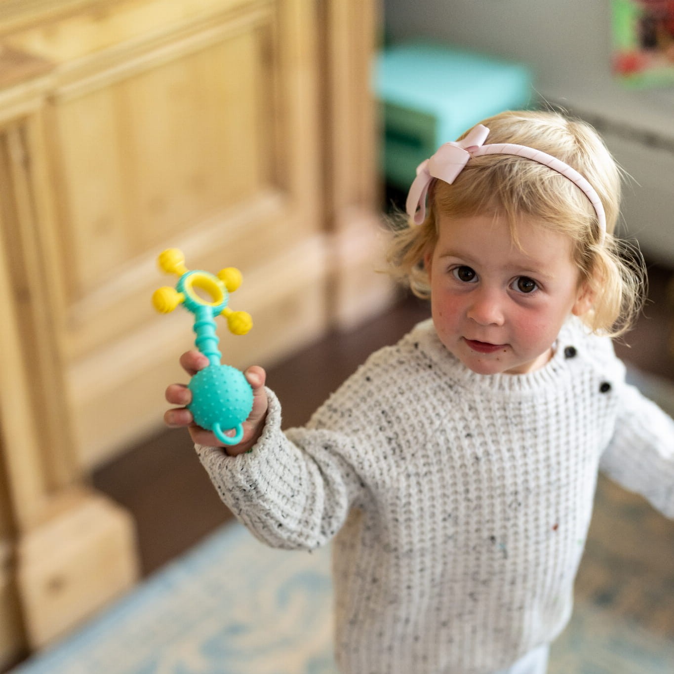 Mobi, Gumlii Gryzak z Grzechotką