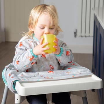 BIBaDO Wodoodporny śliniak BLW Woodland 6m-3l