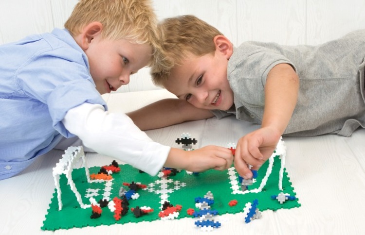 Plus-Plus Mini Basic 4000 sztuk z płytkami - Konstrukcyjne 5+