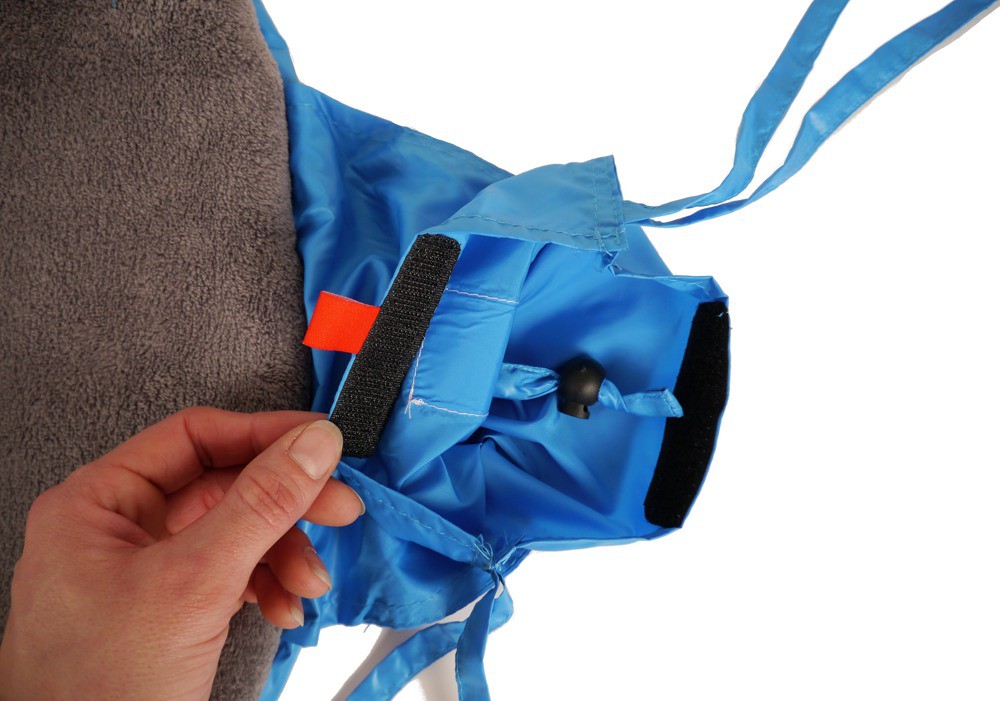 Kaiser Śpiworek FINN granatowy z zielonym zamkiem 0+