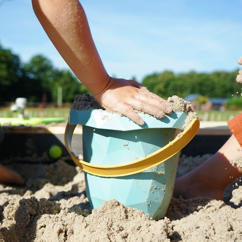Zsilt, Wiaderko do piasku