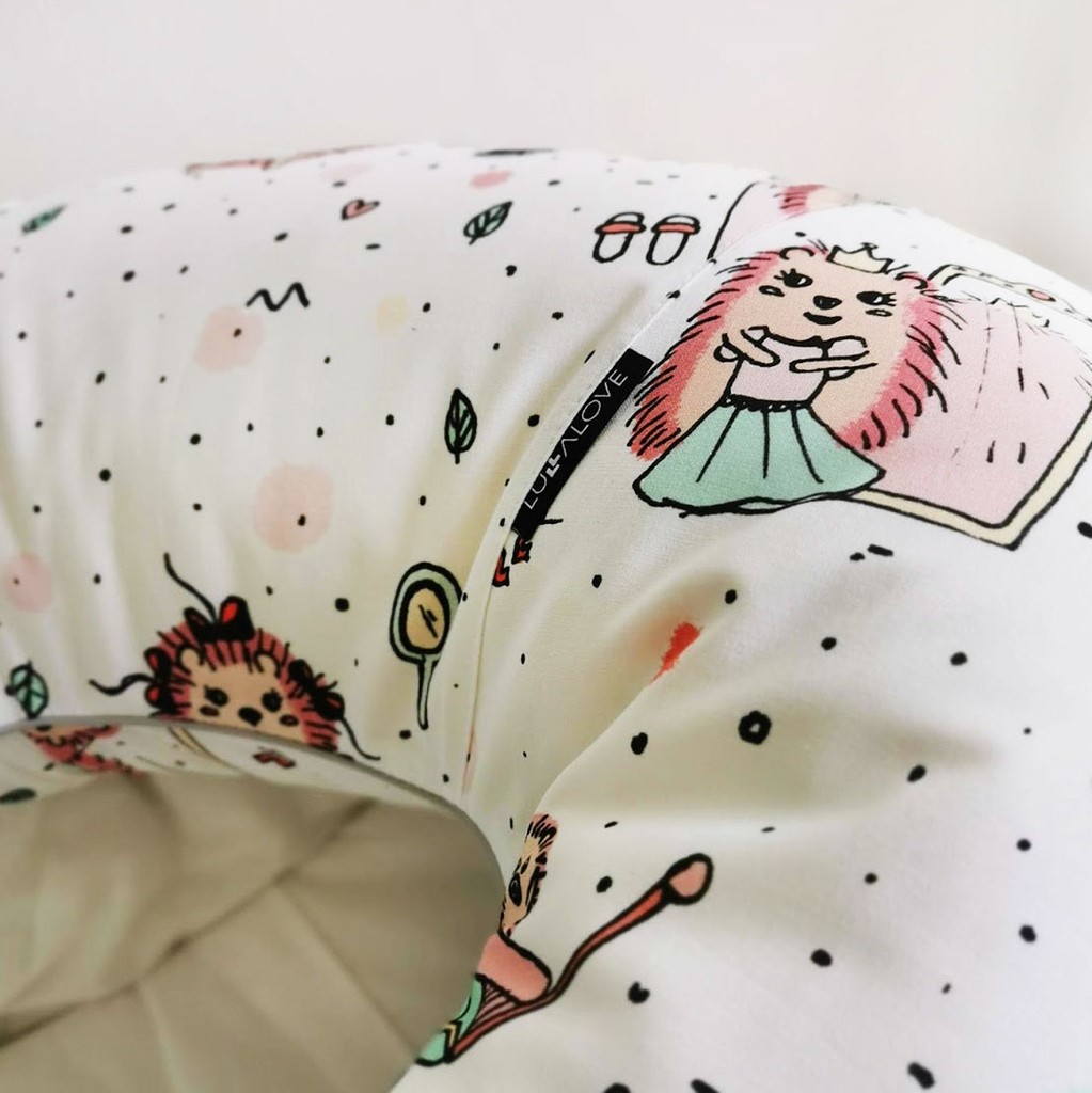 LULLALOVE Poduszka Rogal Jeż Pink 60x40cm