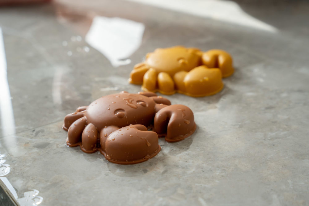 Filibaba,  Silikonowy zestaw zabawek do piasku 5 szt Warm colors