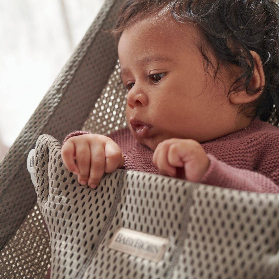 BabyBjorn Leżaczek Bliss Mesh - Szary Beż 0+