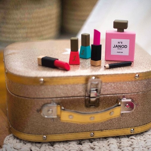 Janod Kosmetyczka Mała Miss z Akcesoriami 3+