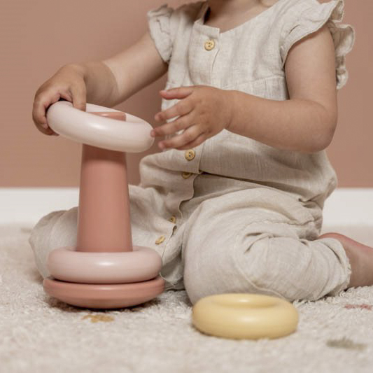 Little Dutch Piramida Różowa Sortowanie 5 Pierścieni 6m+