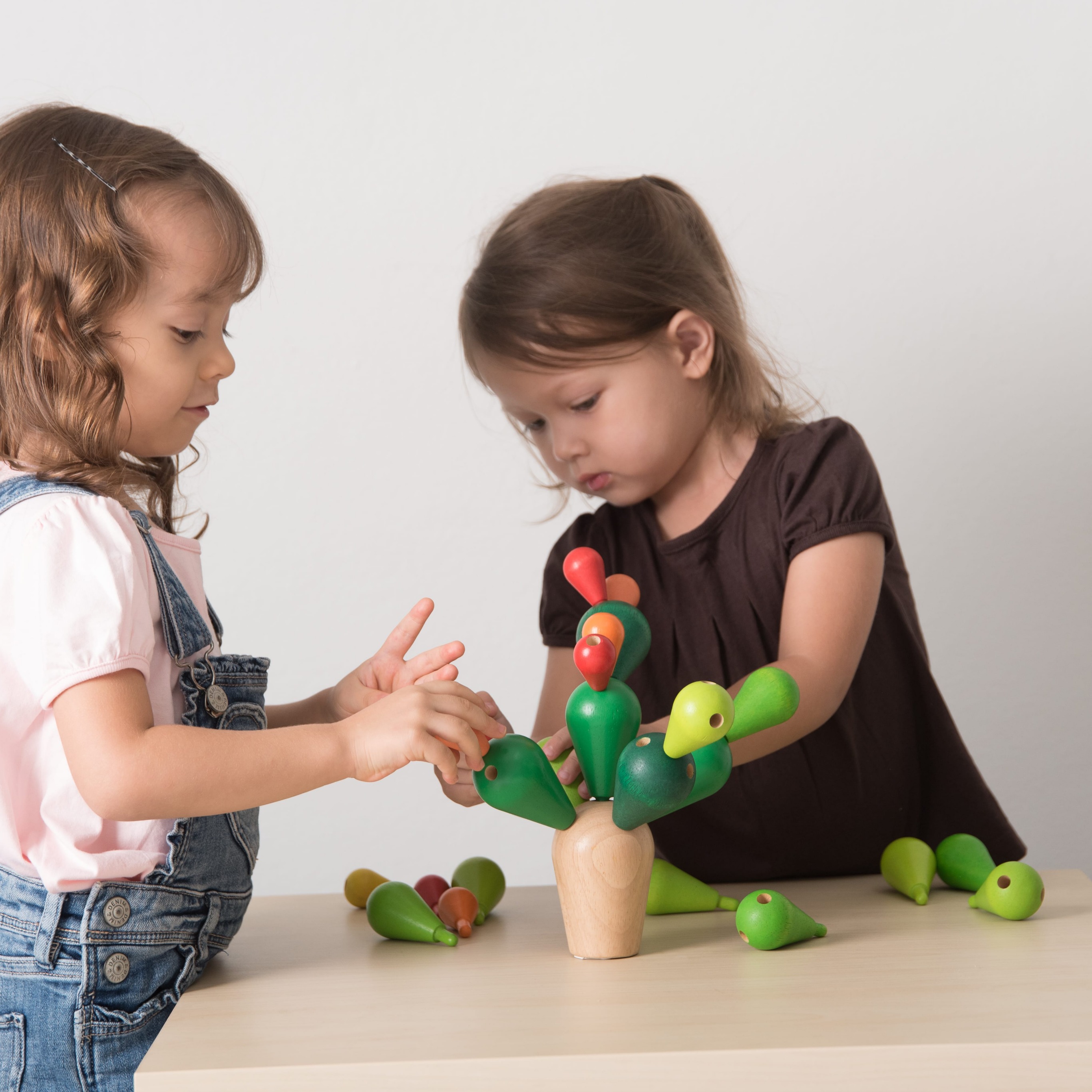 Plan Toys Balansujący kaktus - Zręcznościowa 3+