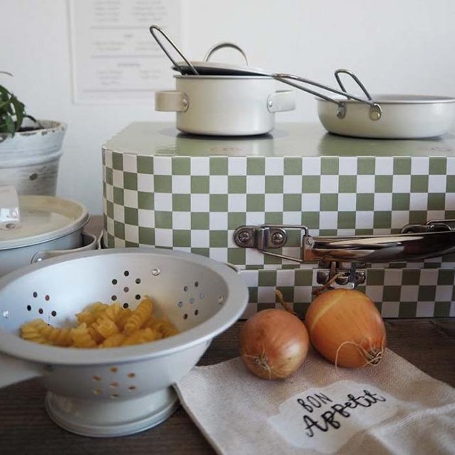 JaBaDaBaDo Walizka Małego Kucharza 27el. 3+