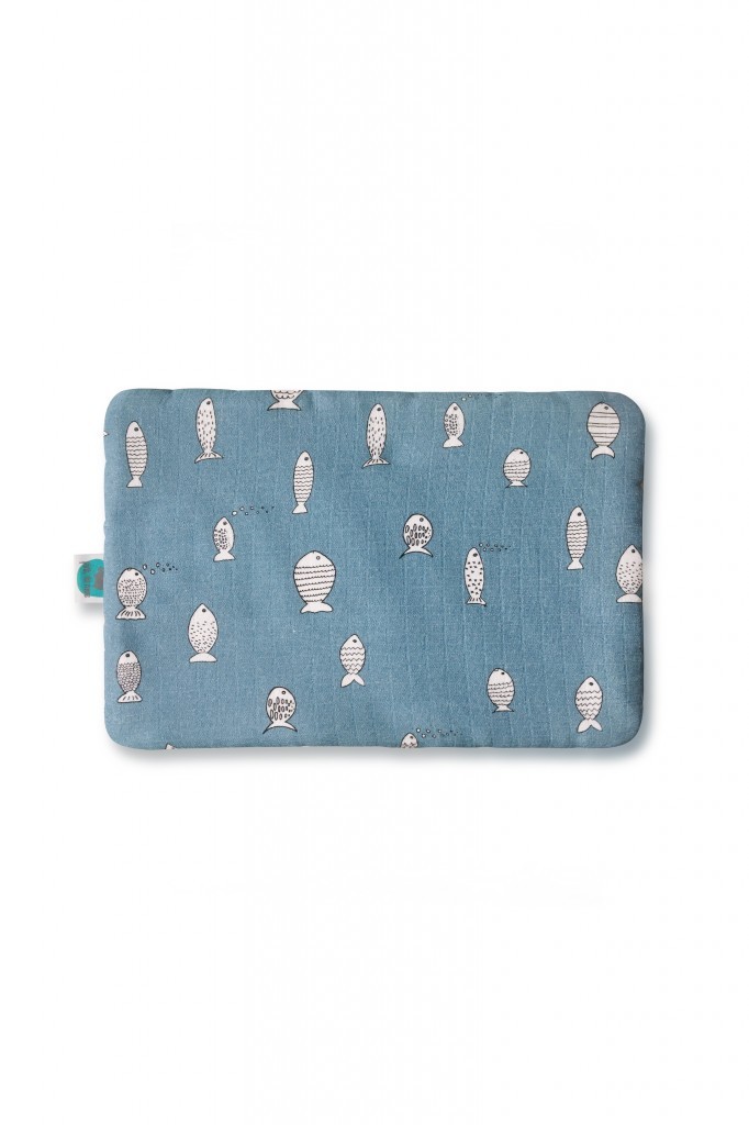 Pink No More Poduszka Muślinowa FISH 37x27cm