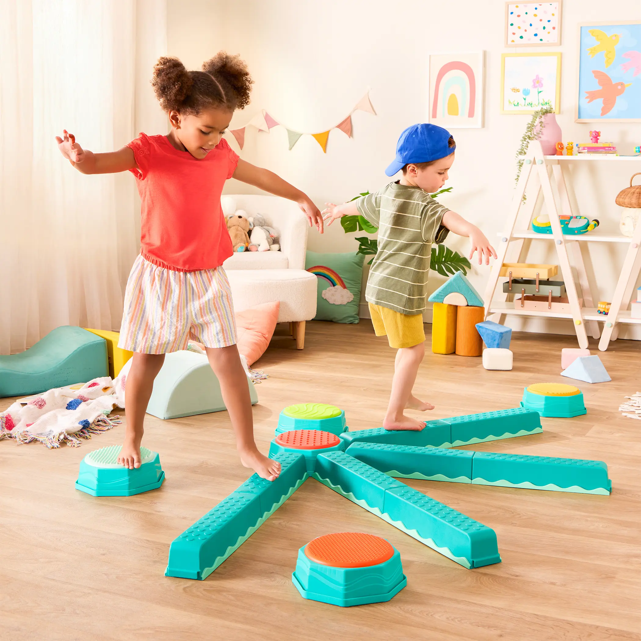 Balance & Build Set – Kombinacyjna Ścieżka Sensoryczna dla dzieci B.Toys