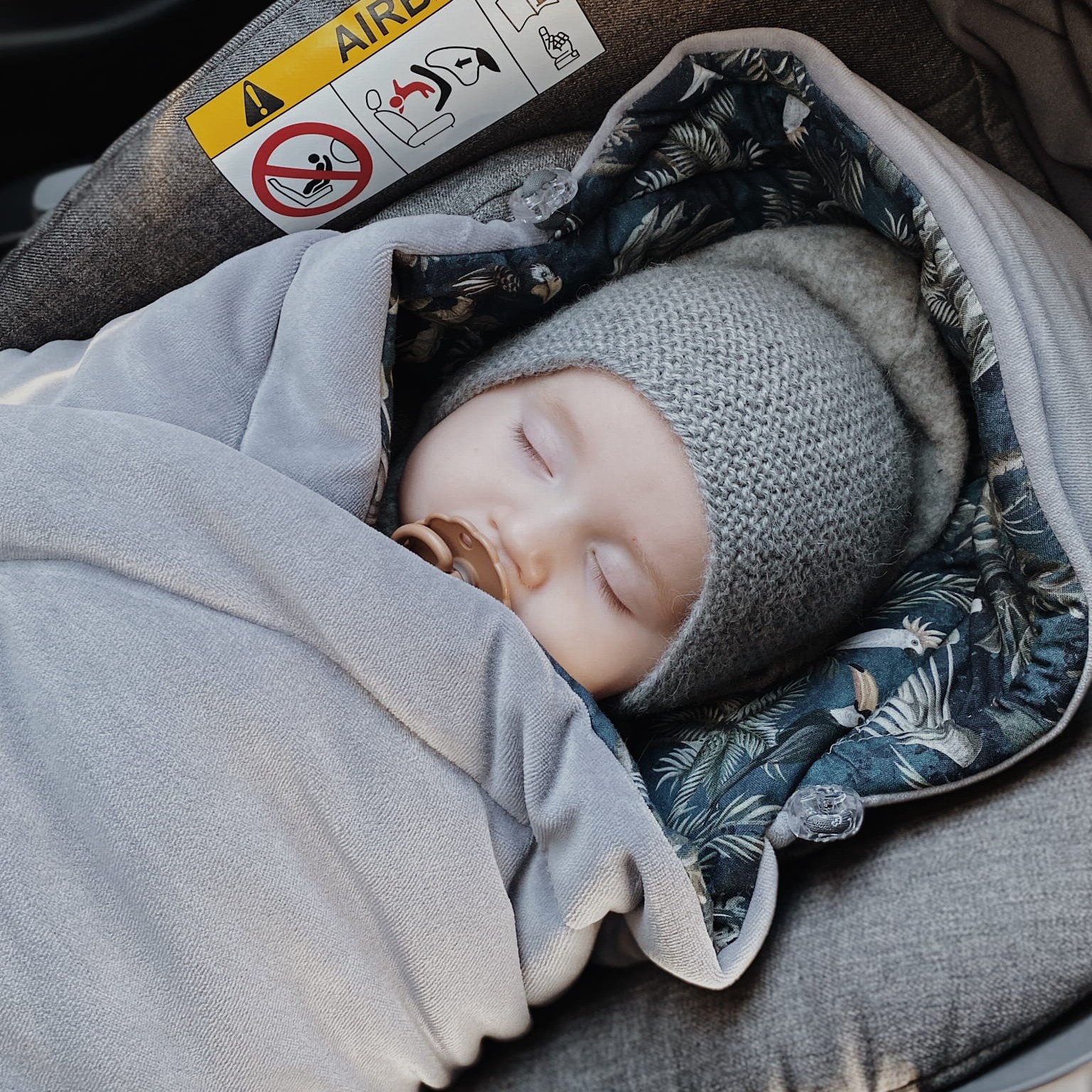 Sleepee Otulacz do fotelika Royal Baby Ocean mint 0+