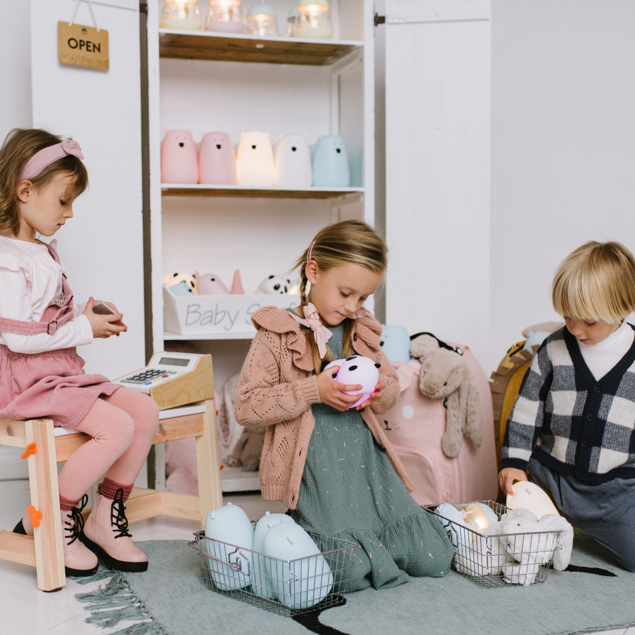 Rabbit&Friends, Lampka miś niebieska z pilotem