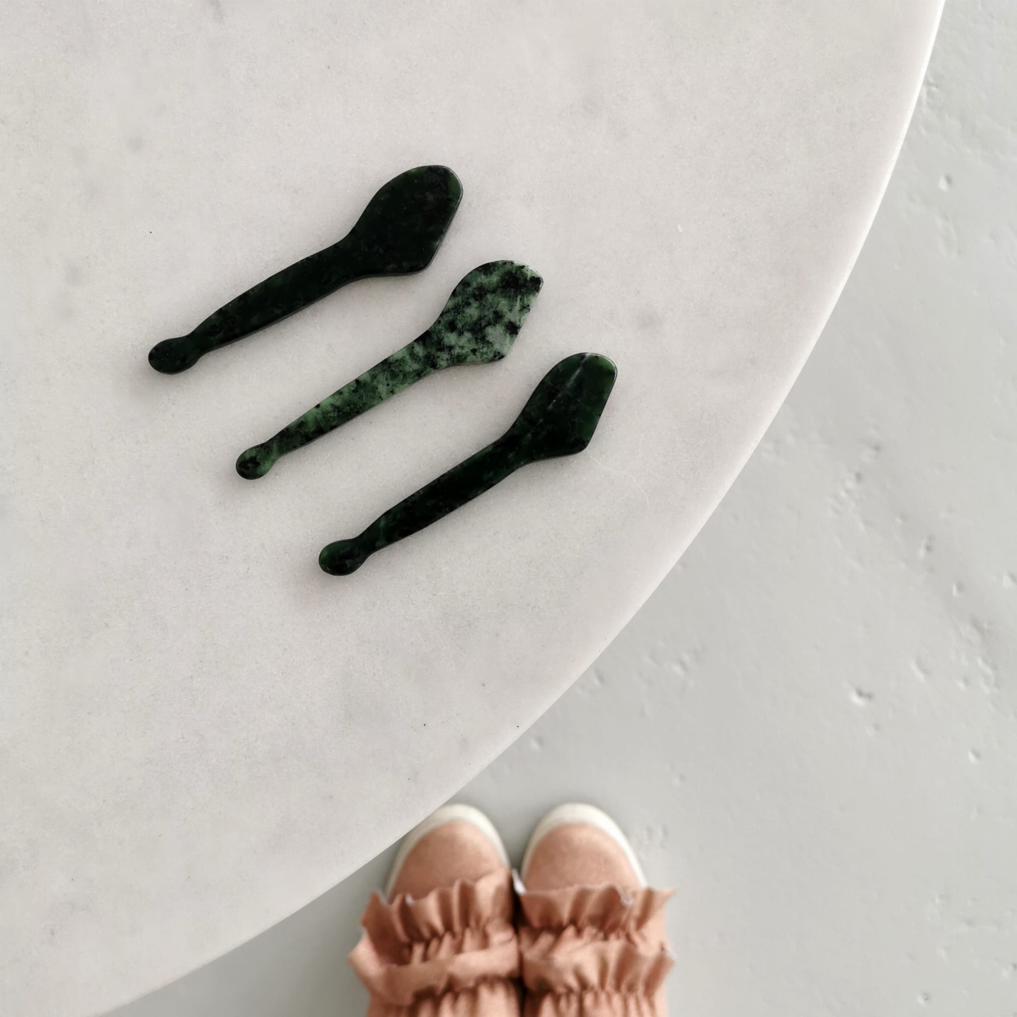 Lullalove Masażer Różdżka z Serpentynitu 0+