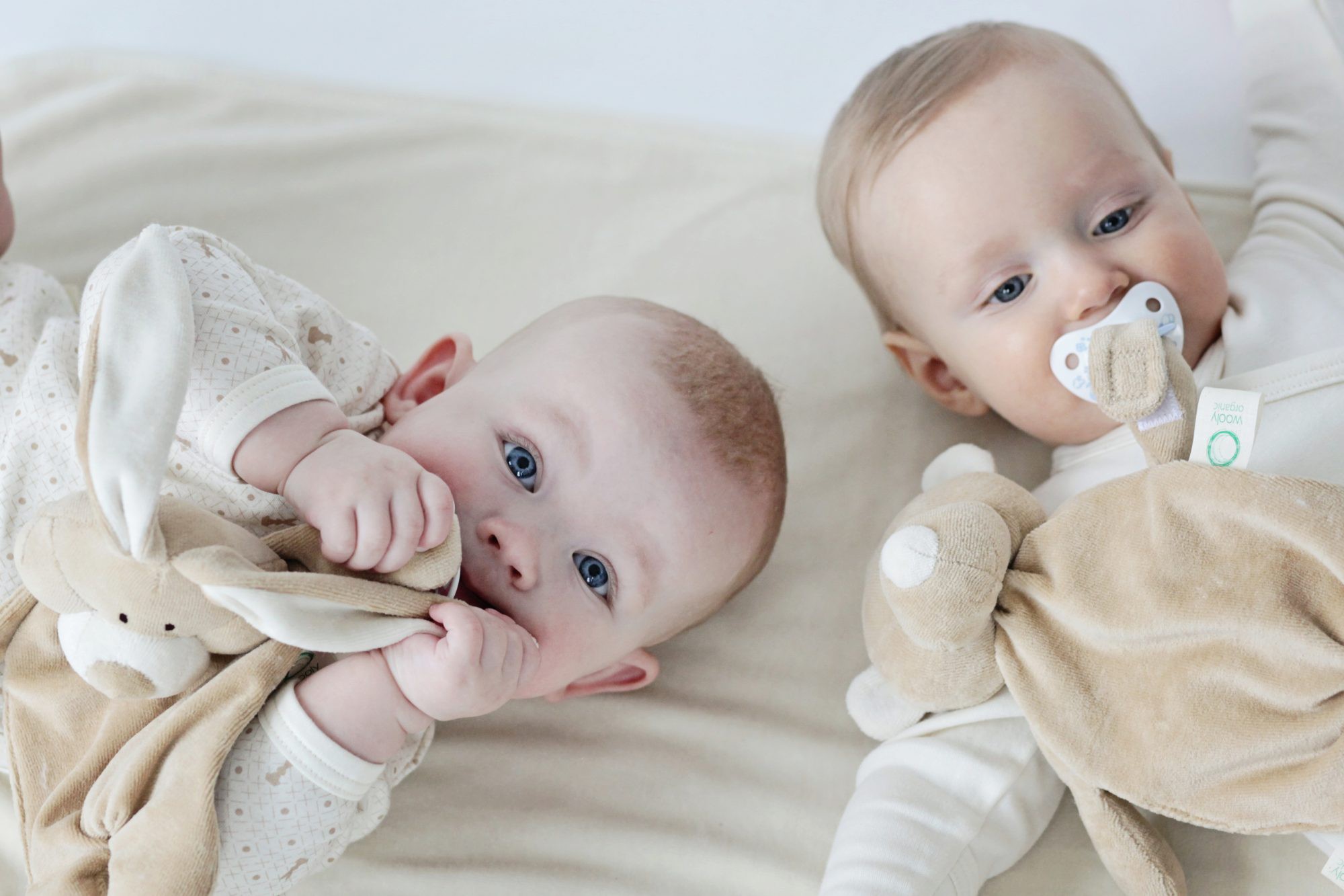 Wooly Organic Zajączek Strażnik Smoczka 26cm od 0m+