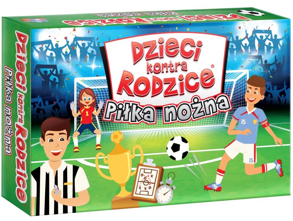 Gra piłka nożna dzieci kontra rodzice
