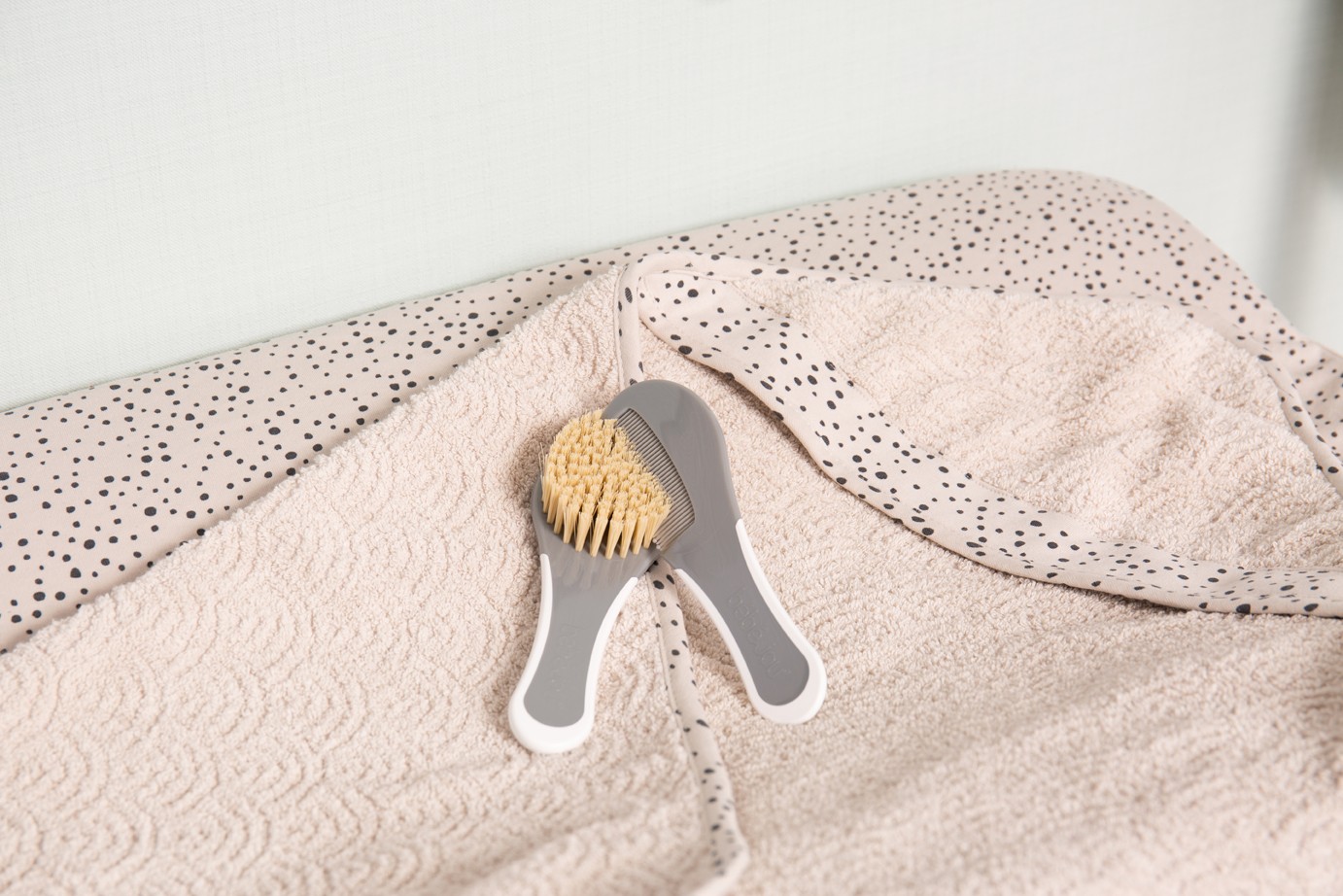 Ręcznik z kapturkiem Bebe-Jou Fabulous Dots 85x75cm