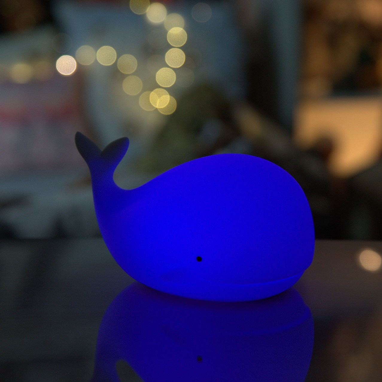 Rabbit&Friends, Lampka Wieloryb z pilotem