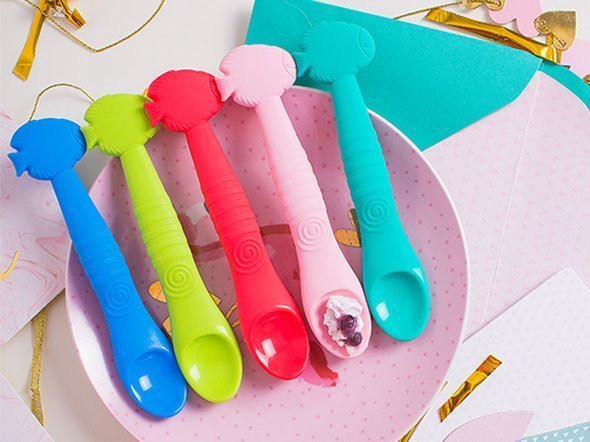 KIDodo Silikonowa Łyżeczka Niebieska Rybka 6m+