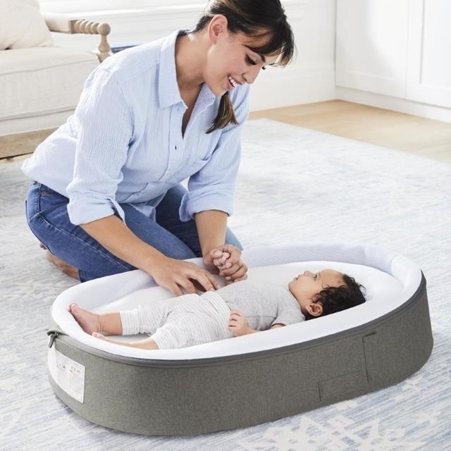 Skip Hop, Gniazdko niemowlęce Playful Retreat