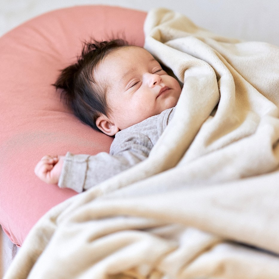 Poofi Kocyk Minky srebrzysty szary 75x95cm