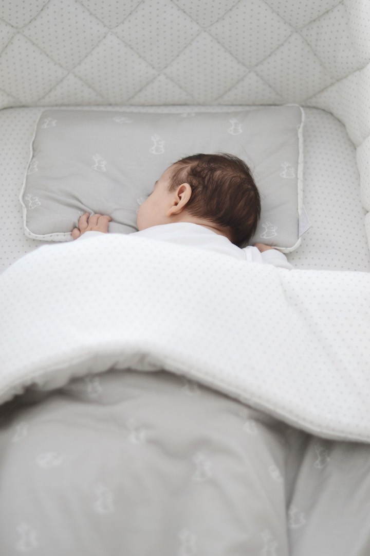 Pościel dziecięca Białe Króliczki 100x135 | 1+