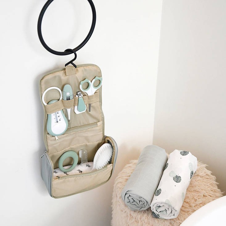 Beaba Kosmetyczka z akcesoriami Sage green 0+