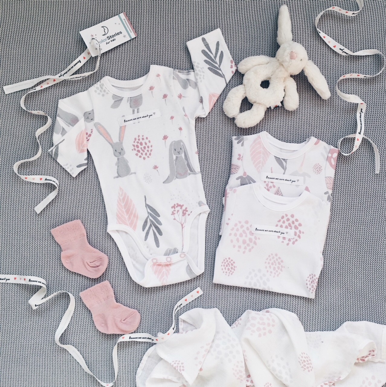 ColorStories Body Długi Rękaw Dots Róż 74cm