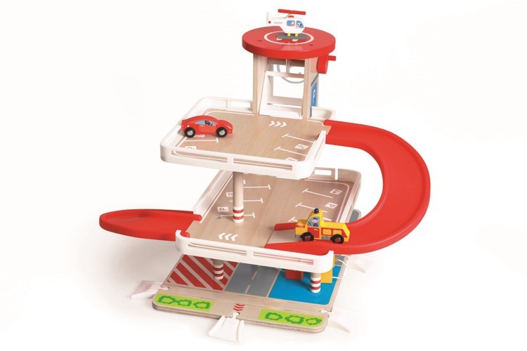 Scratch Garaż Drewniany z Windą 3+