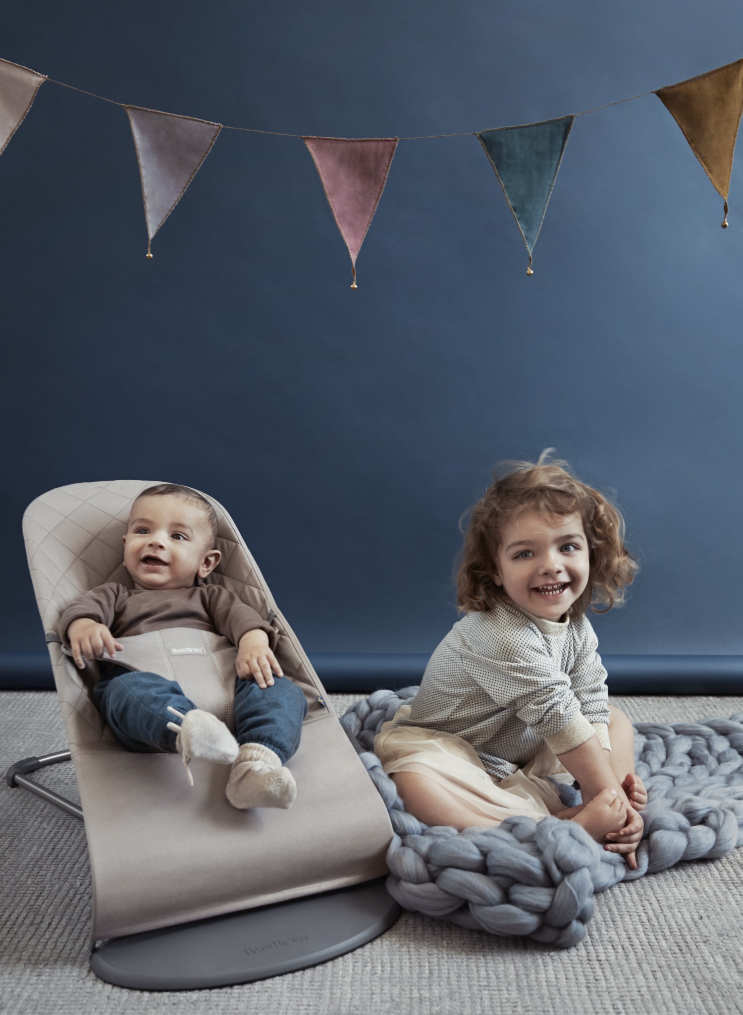 BABYBJORN, leżaczek BLISS Piaskowy Szary