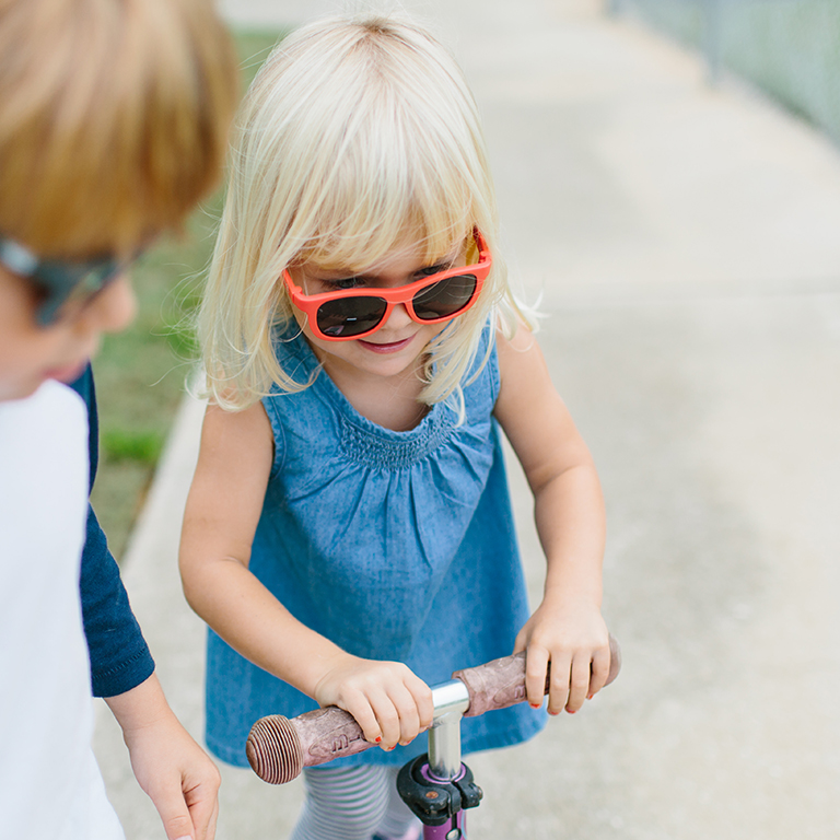 Babiators Okulary Przeciwsłoneczne Classic Rockin Red 3+