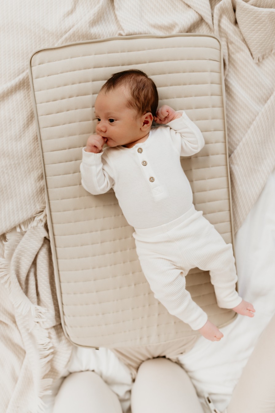 Sleepee Gniazdko Niemowlęce Modularne 2w1 Odpinane Boki Beżowe