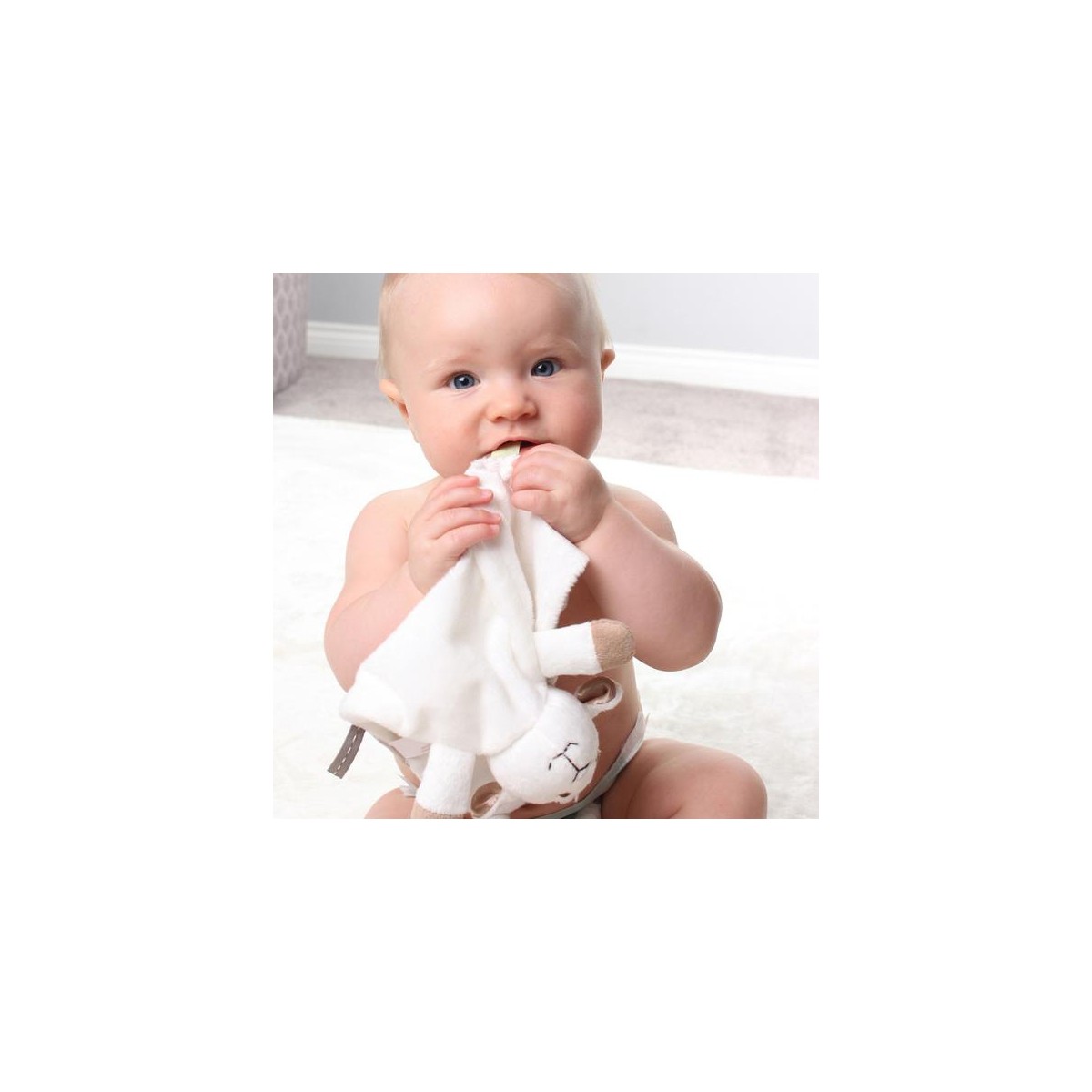 Purflo Przytulanka z metkami Little Lamby | 0+