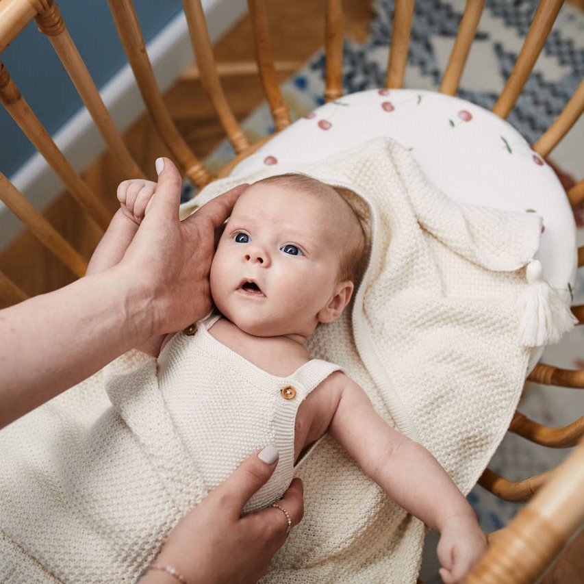 Pink No More Kocyk Bambusowy z Kapturkiem Cream 0+