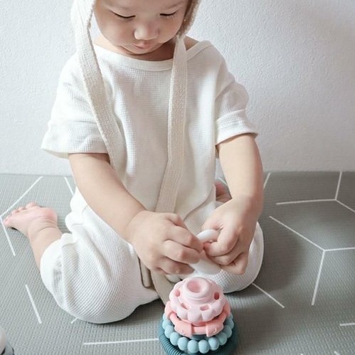 Jellystone Silikonowy Gryzak Mała Wieża Sugar Blossom 0+