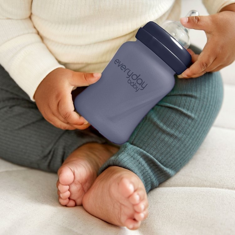 Everyday Baby Szklana butelka reagująca na temperaturę 150 ml borówkowa S