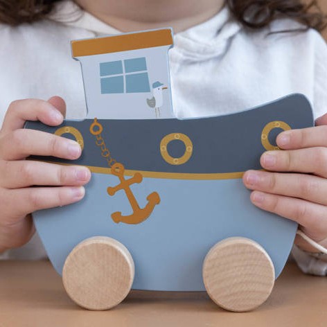 Little Dutch Statek do ciągnięcia Sailors Bay 12m+