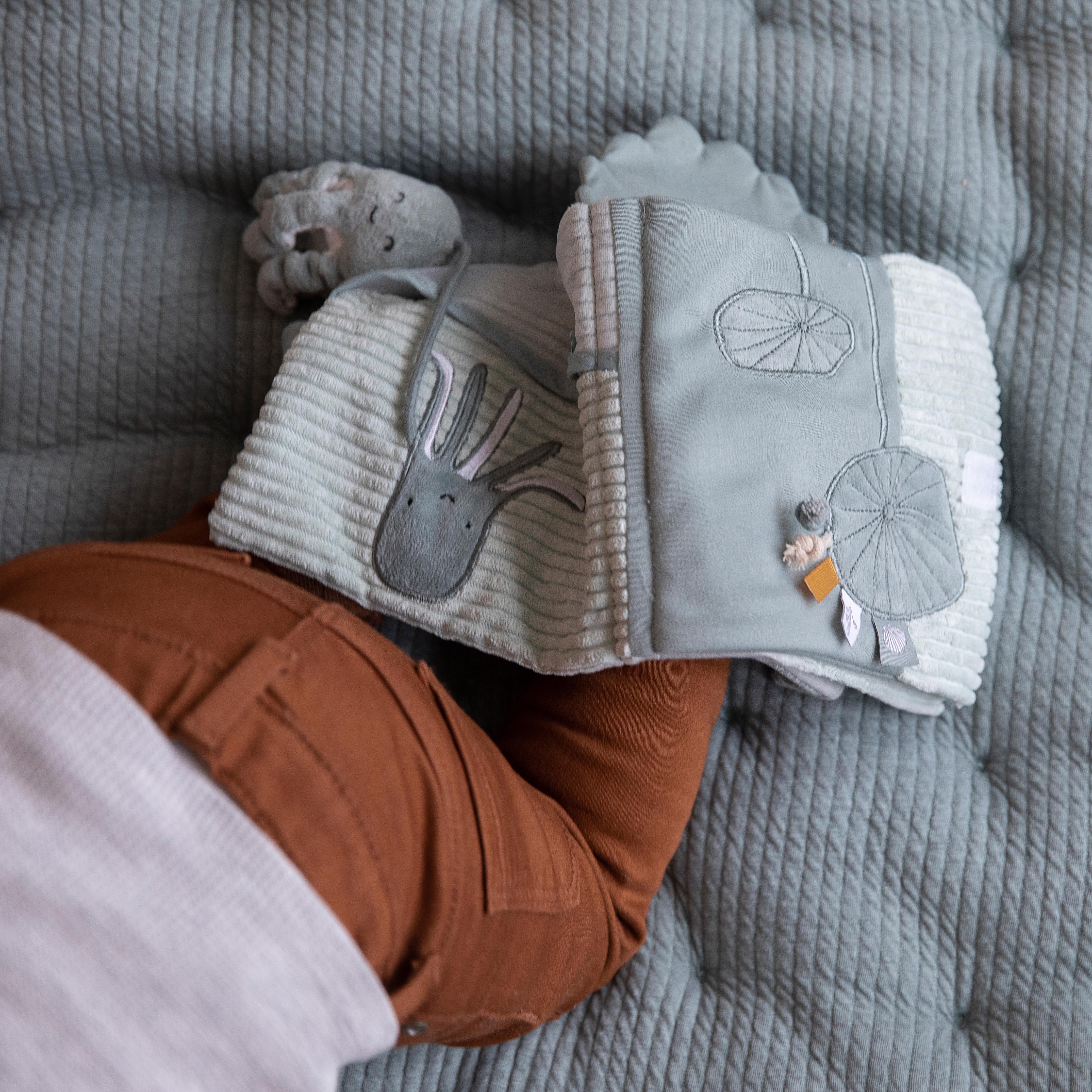 Little Dutch, Duża książeczka aktywizująca Ocean Mięta