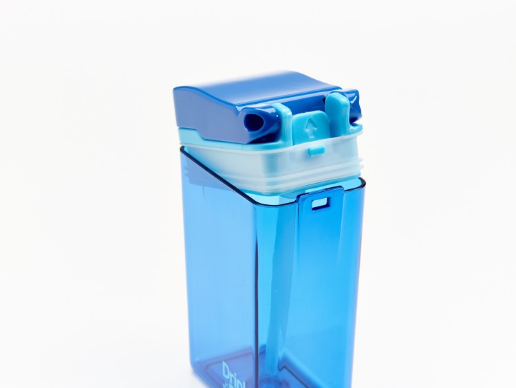 Drink In The Box Bidon ze słomką niebieski 240ml 1+