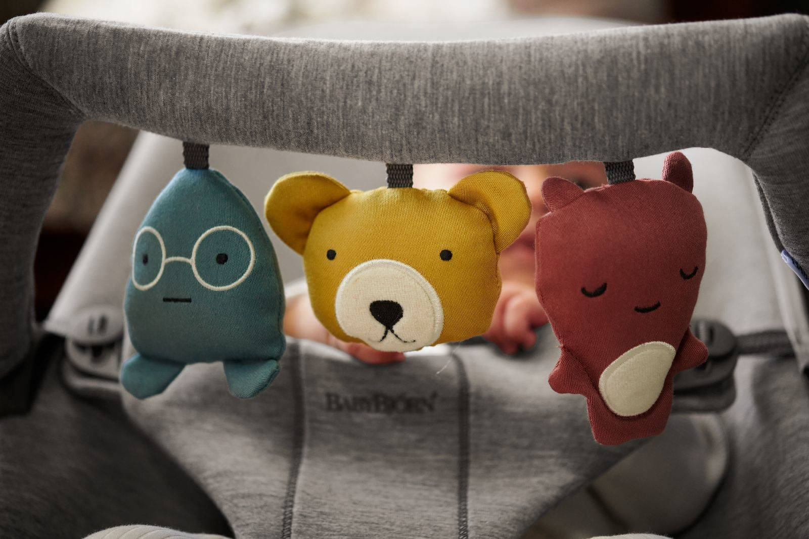 BabyBjorn Leżaczek Bliss 3D Jersey Jasny Szary + Zabawka 