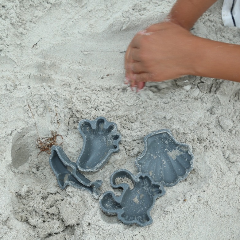 Scrunch Silikonowe Foremki do piasku 4 szt. Koralowy 1+