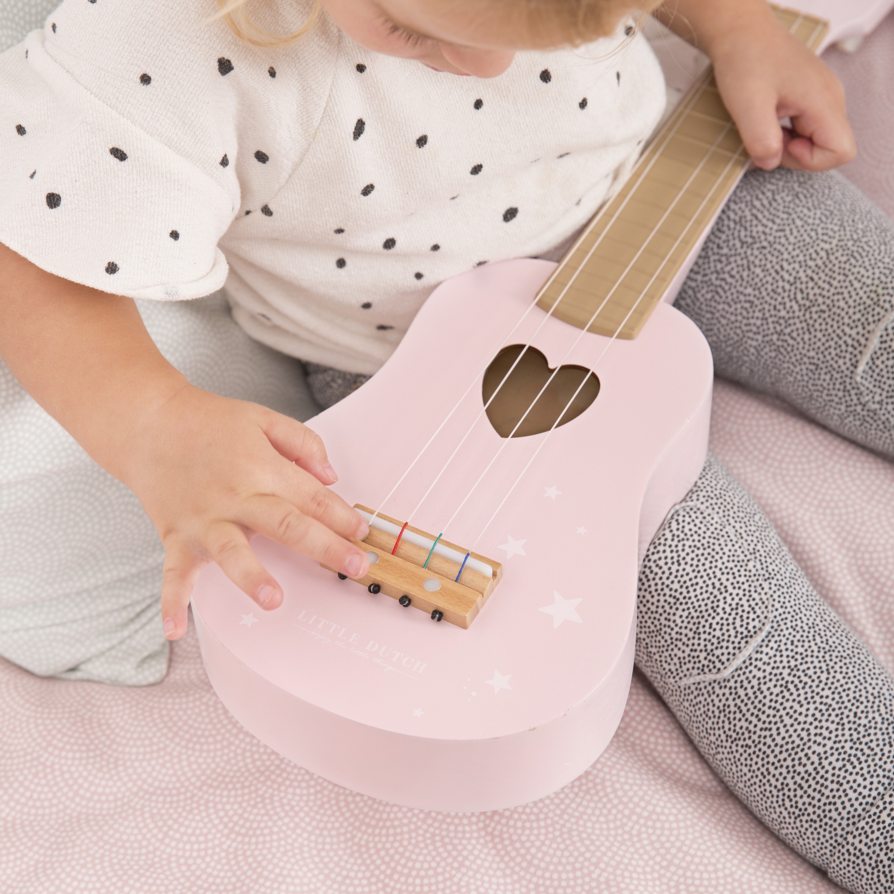 Little Dutch Gitara Drewniana Różowa 3+