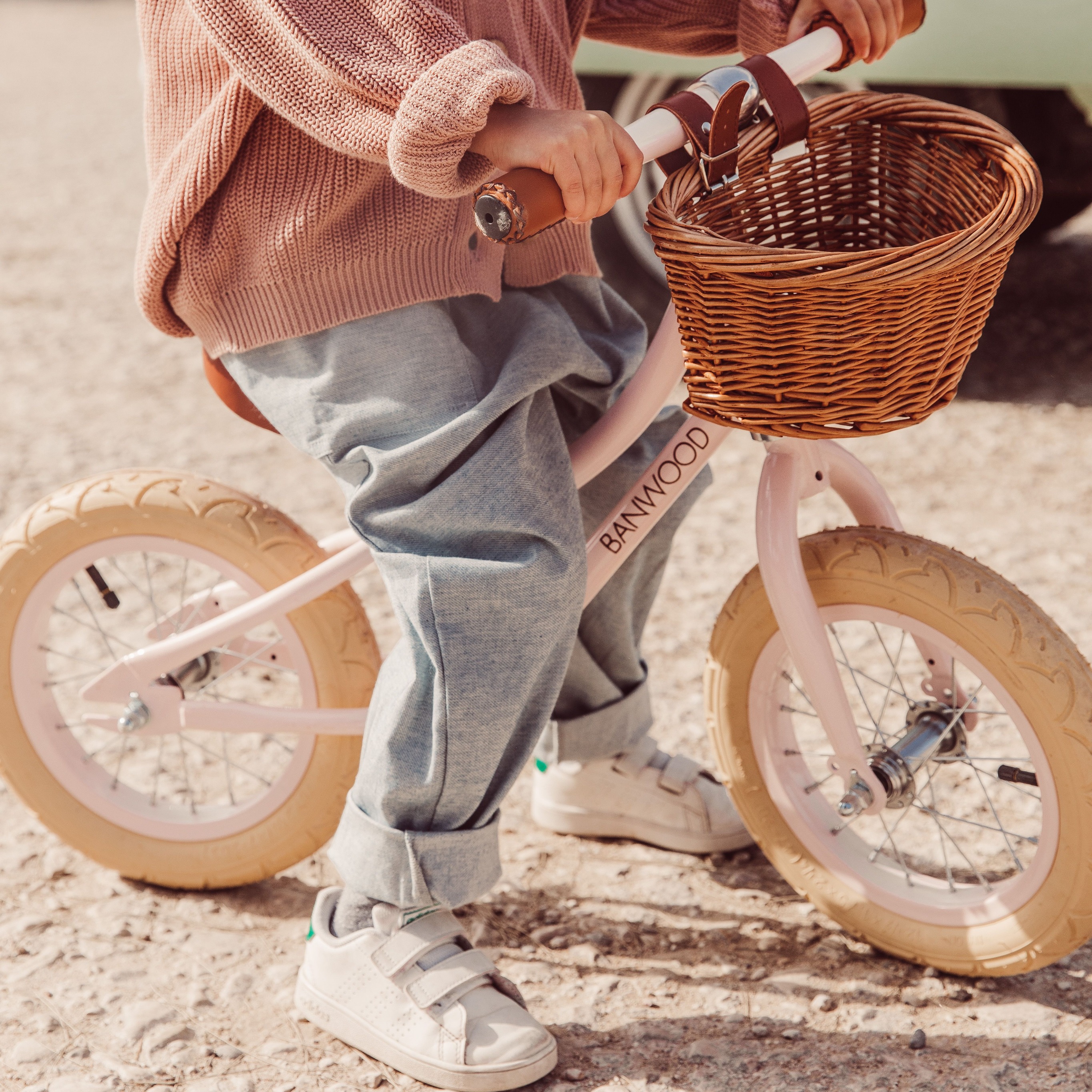 Banwood Rowerek Biegowy First Go! Różowy 2.5-5 lat