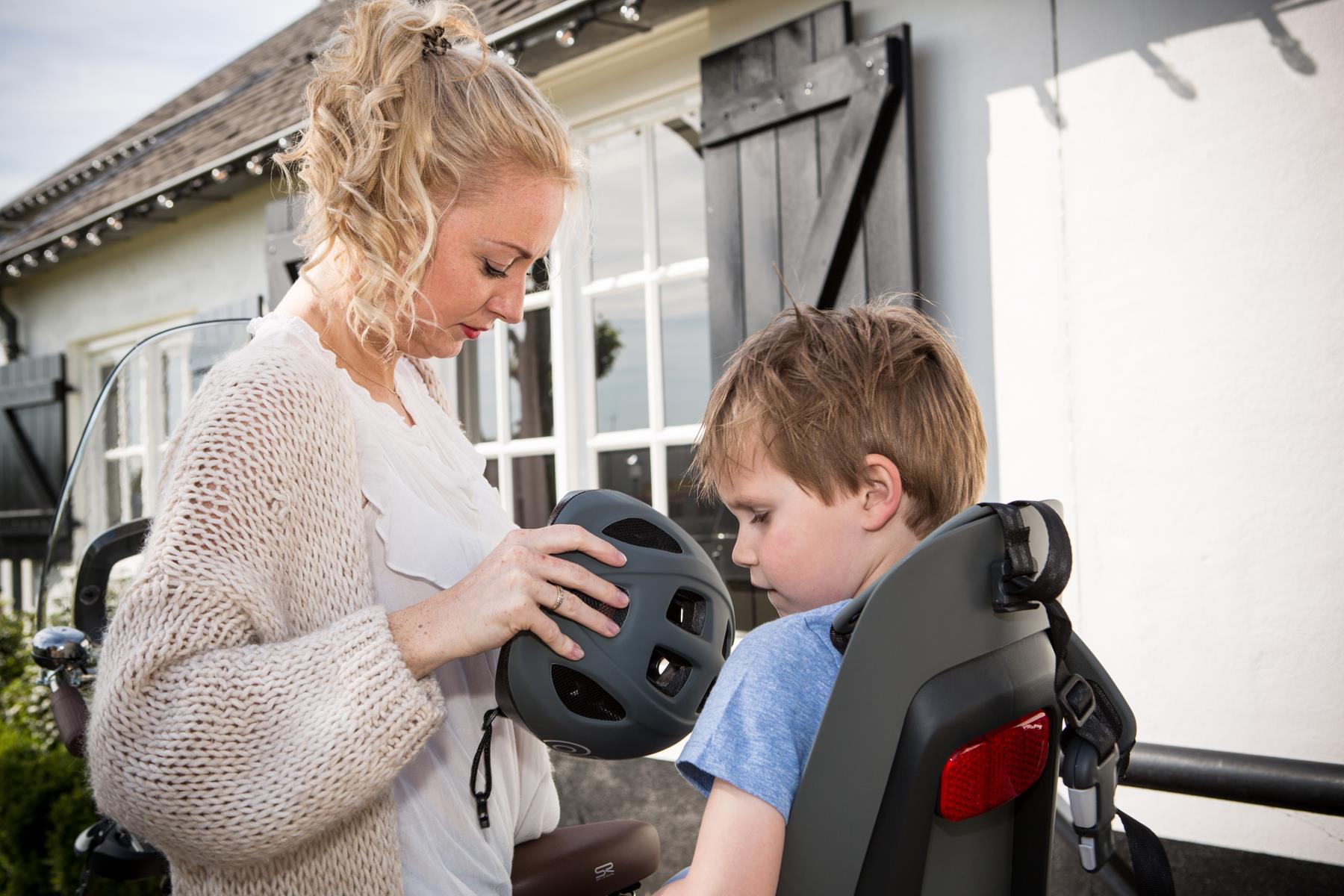 Bobike Kask dziecięcy ONE Plus size XS - urban grey