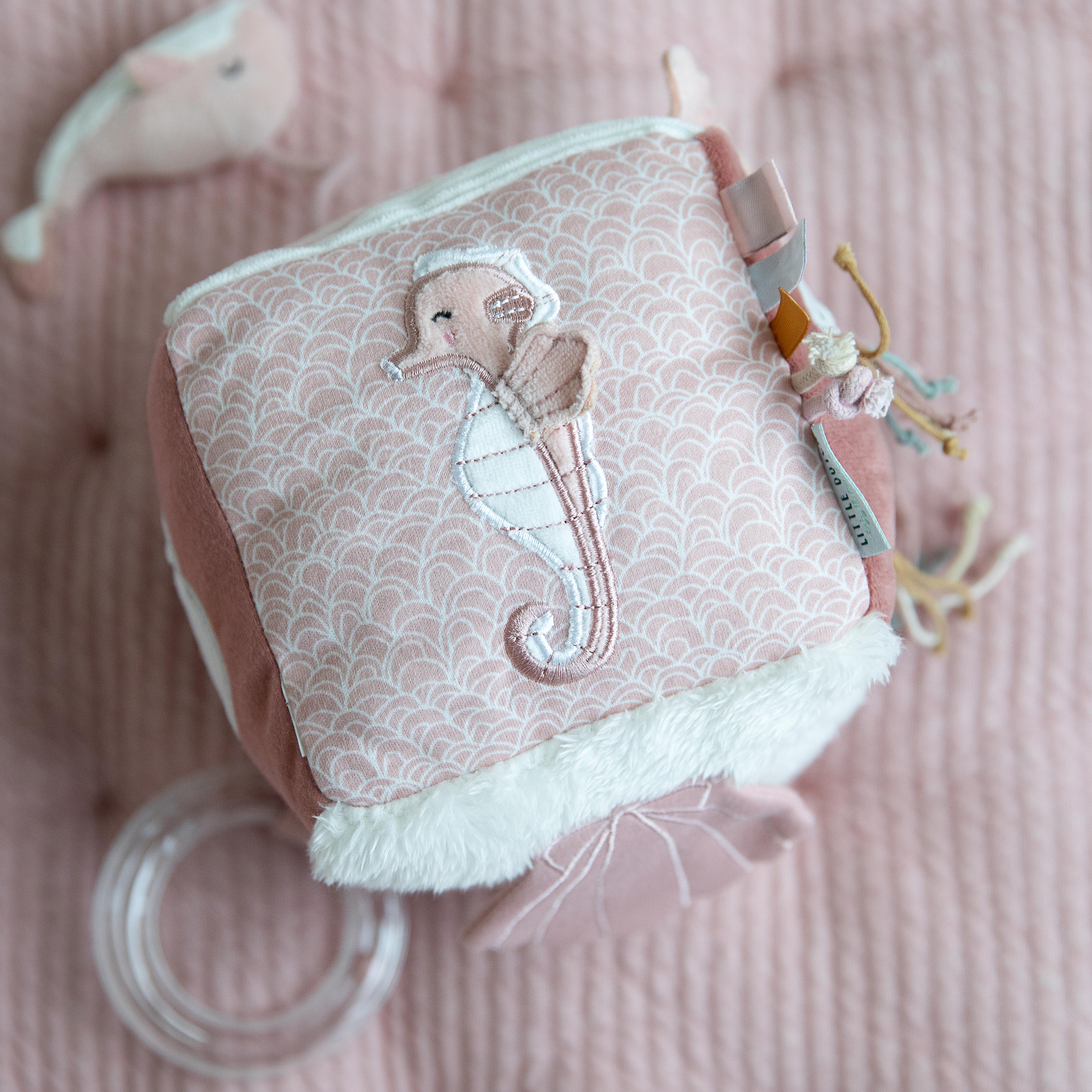 Little Dutch Kostka Aktywizująca Ocean Róż 0+