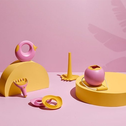 Quut, Zestaw łopatka + grabki Raki Banana Pink