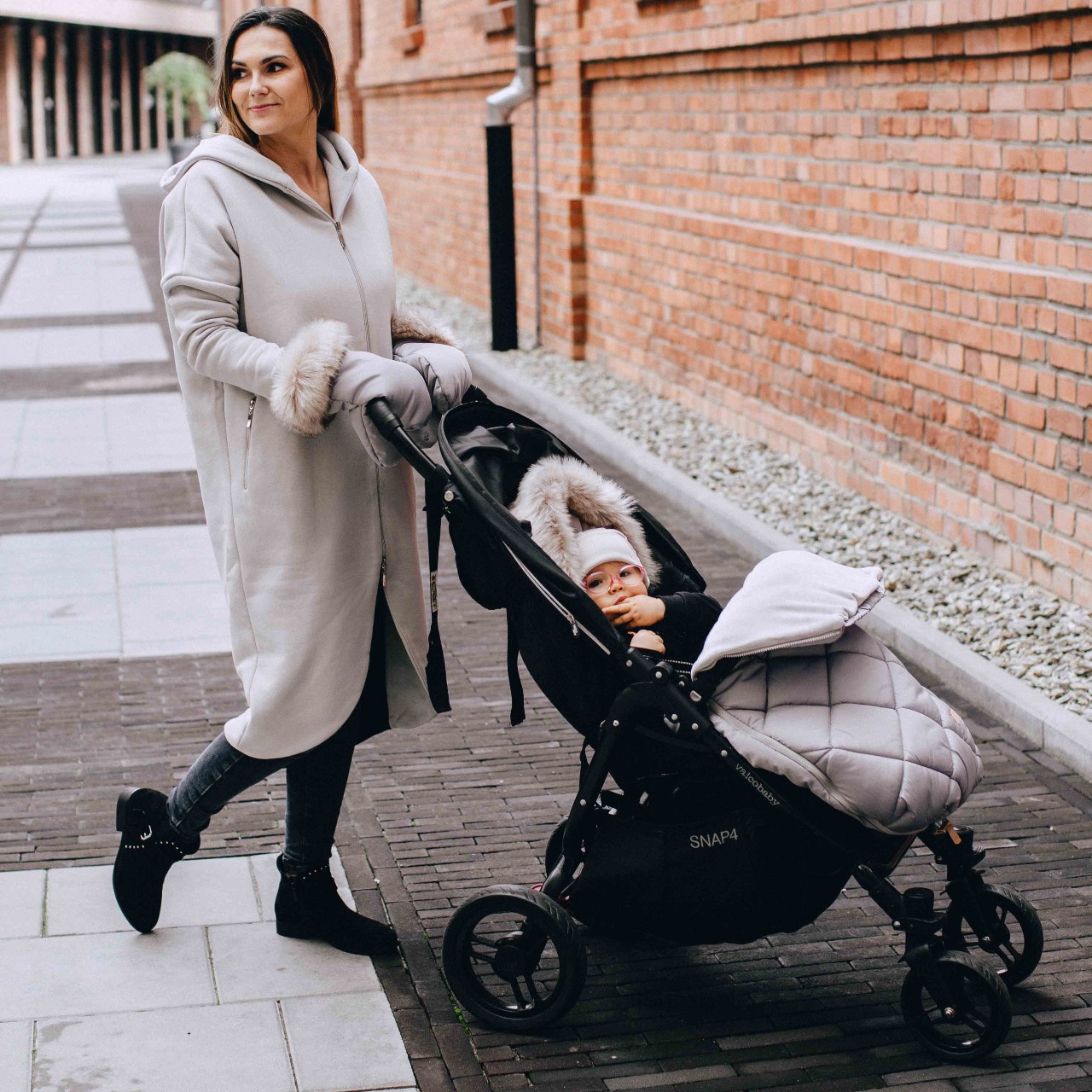 Śpiworek do wózka Beztroska M 5-24m - Jasno Szary