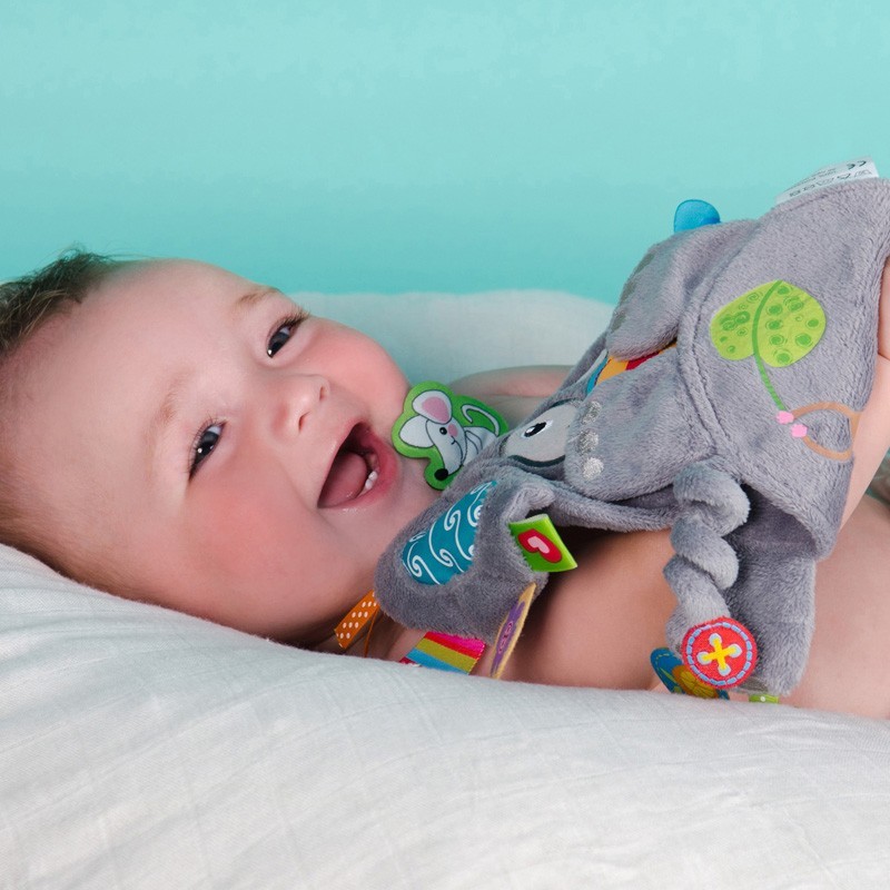 Przytulanka kocyk Label Label Słoń z metkami 0+