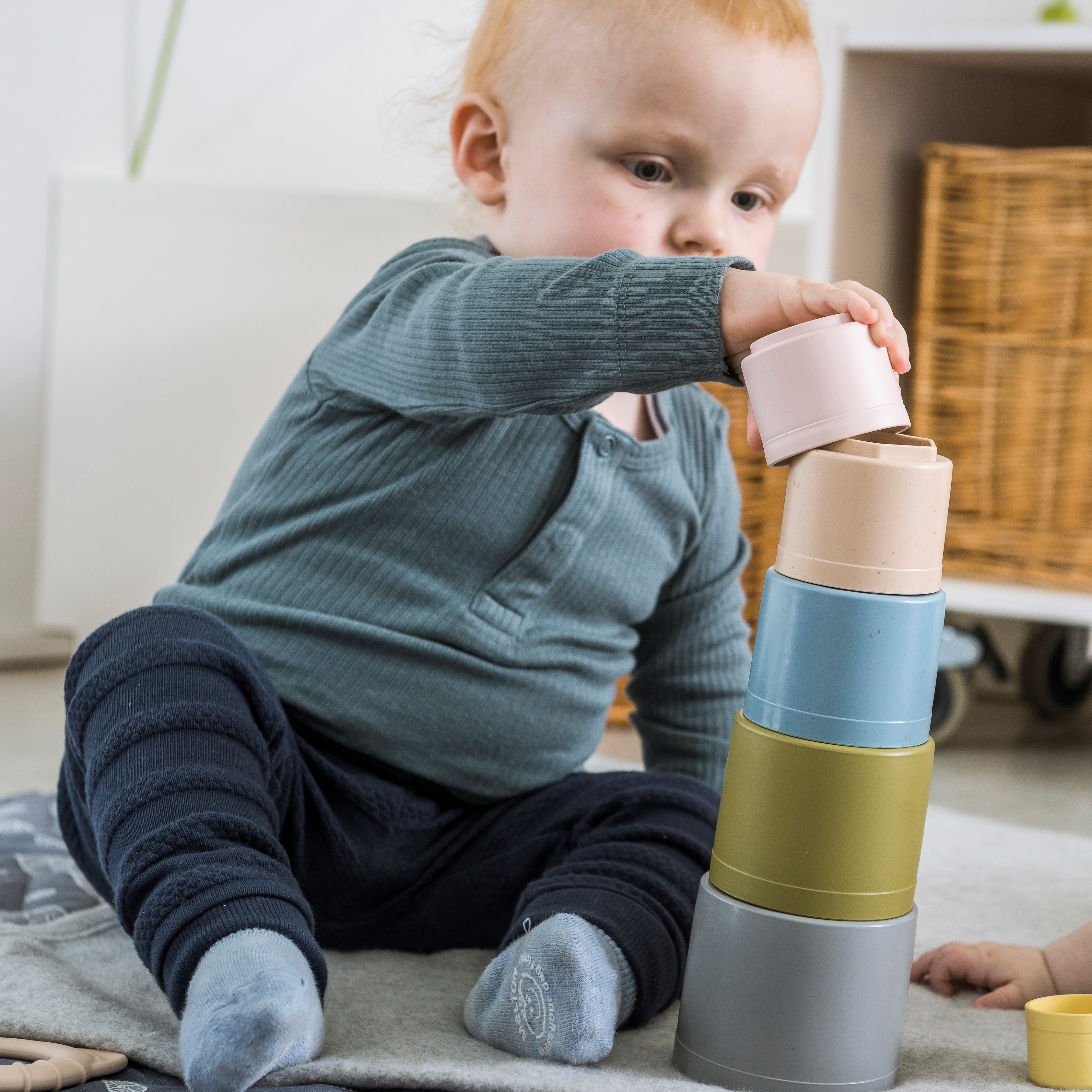 BIO TINY wieża z kubków 6+ m-cy