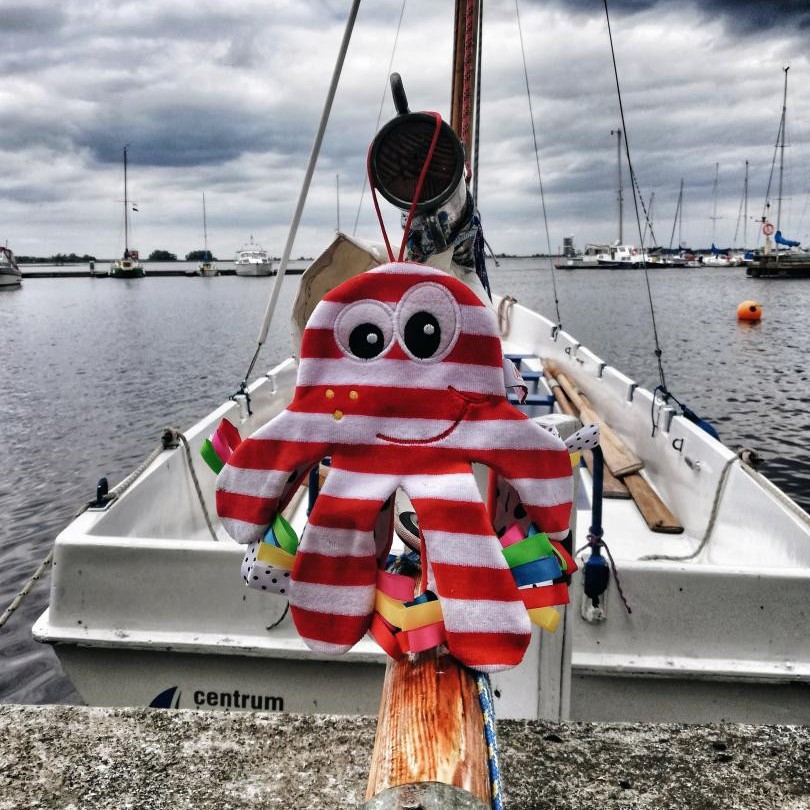 Mom's Care Szeleszcząca ośmiornica Sensoryczna 0+